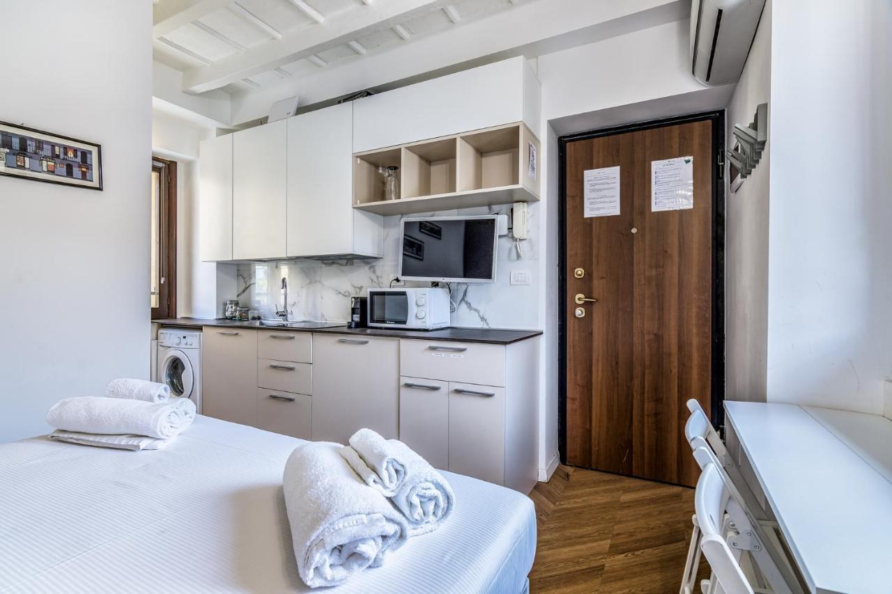 Morimondo Studio Apartment Milán Exterior foto